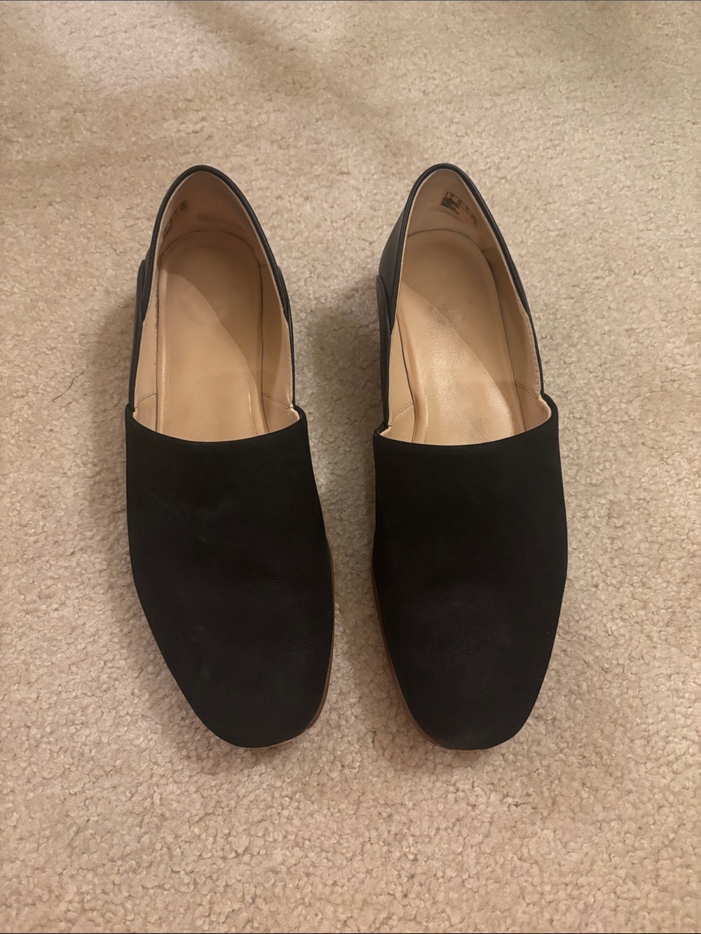 CLARKS Classic Black Slip-On Loafers, size 9 1/2